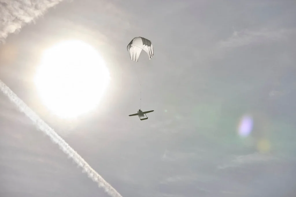 Raybird UAV landing with parachute
